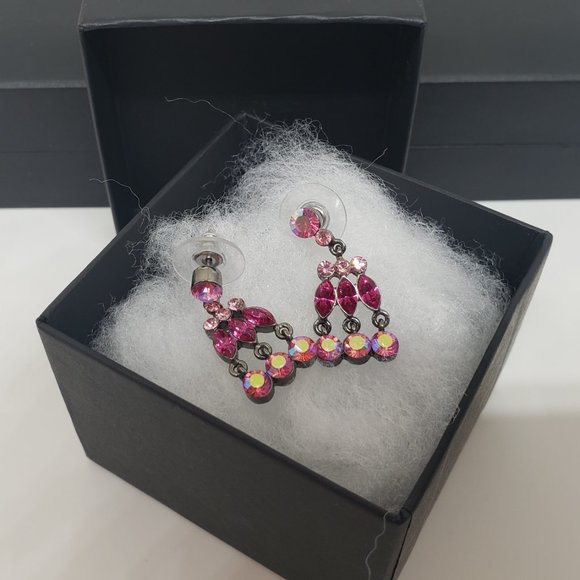 Vintage Givenchy 1" Pink Sparkling Dangle Drop Earrings in Gun Metal - Picture 2 of 7